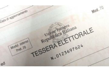 Consegna tessere elettorali